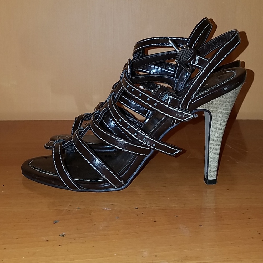 Shoes - Picture 2 of 3